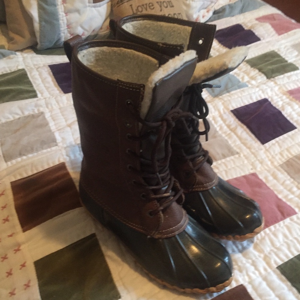 Girls -duck boots-brown and navy -💕cozy